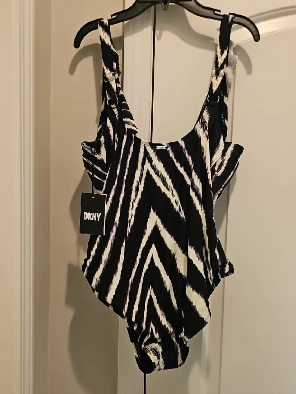 DKNY Black & White Zebra-Print One-Piece Swimsuit - Picture 4 of 6